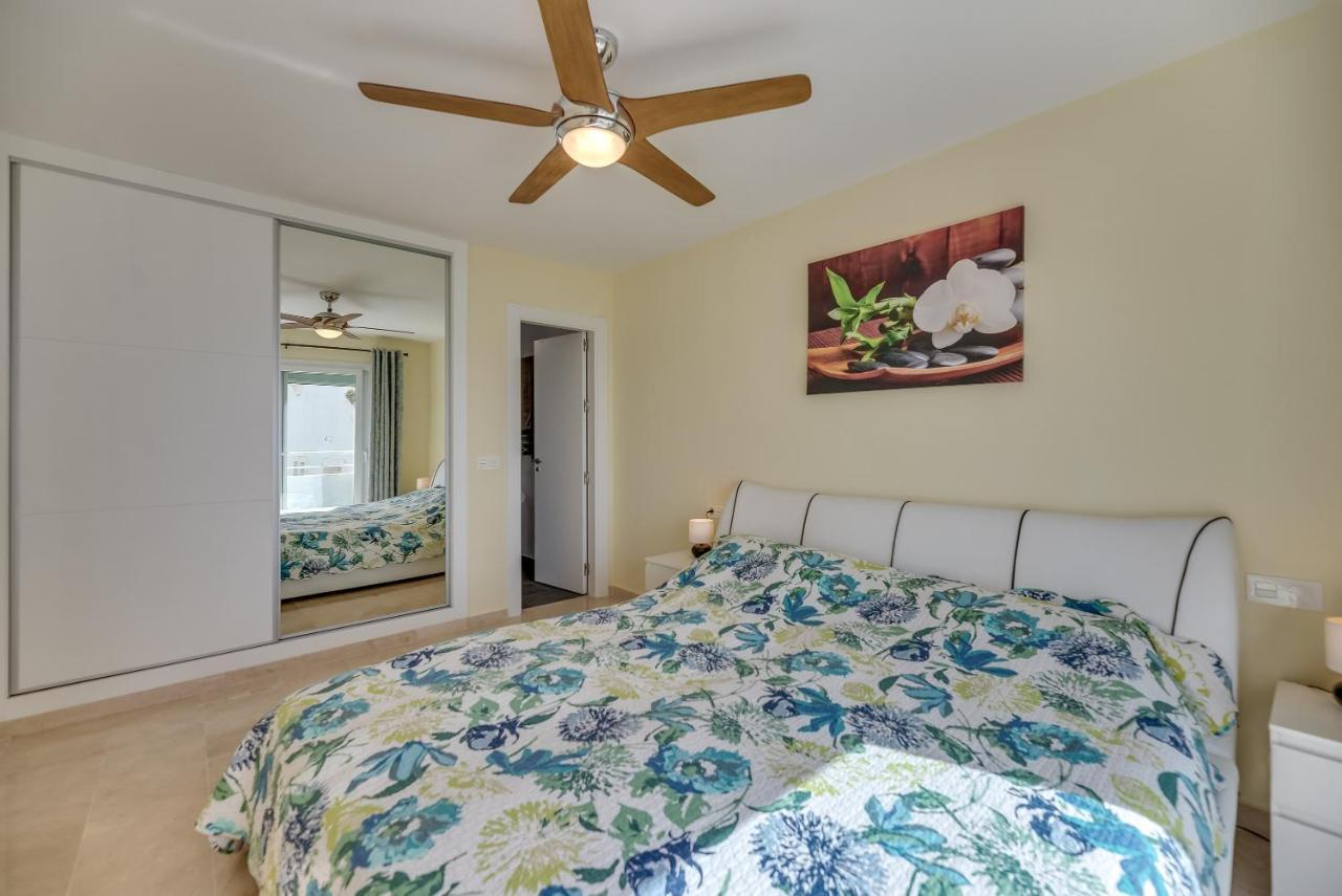 Beach Apartment Marbella Bagian luar foto